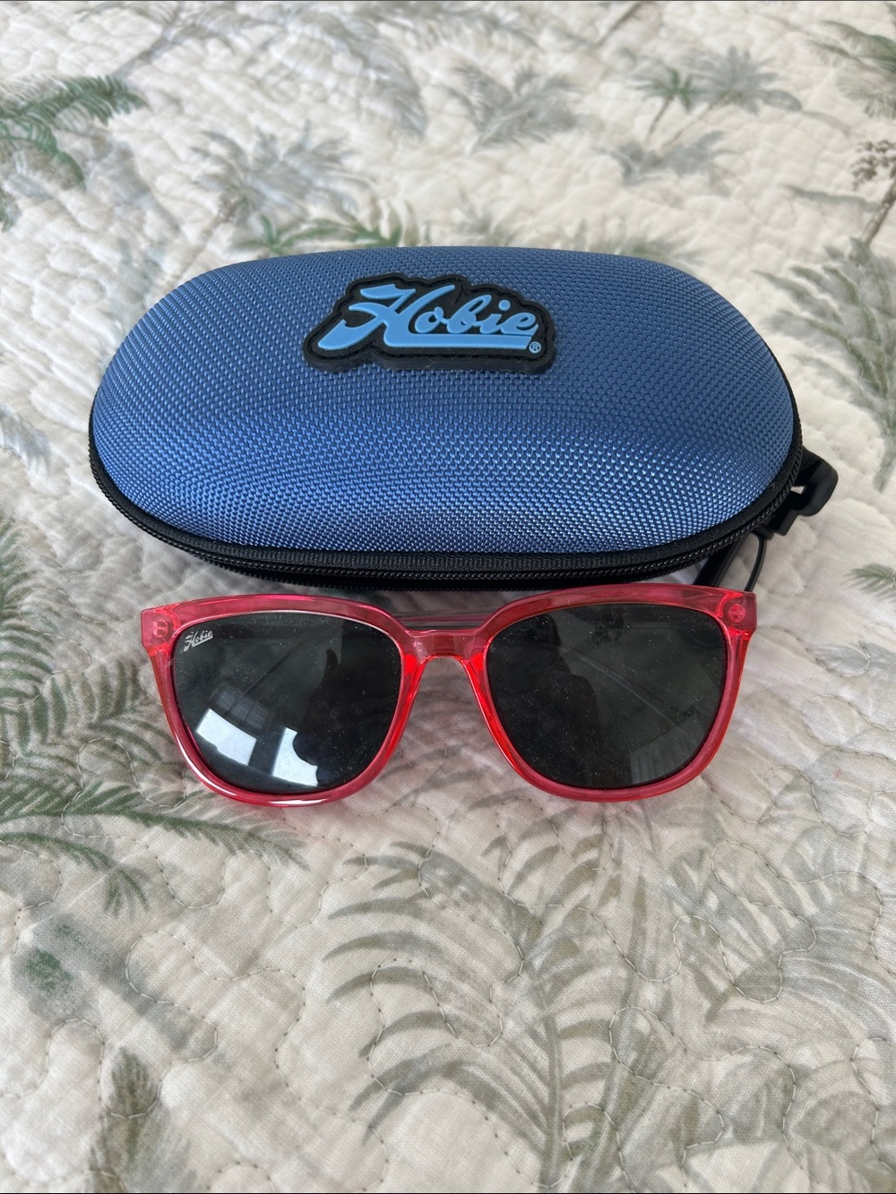 Hobie Kids Red Sunglasses with Blue Case